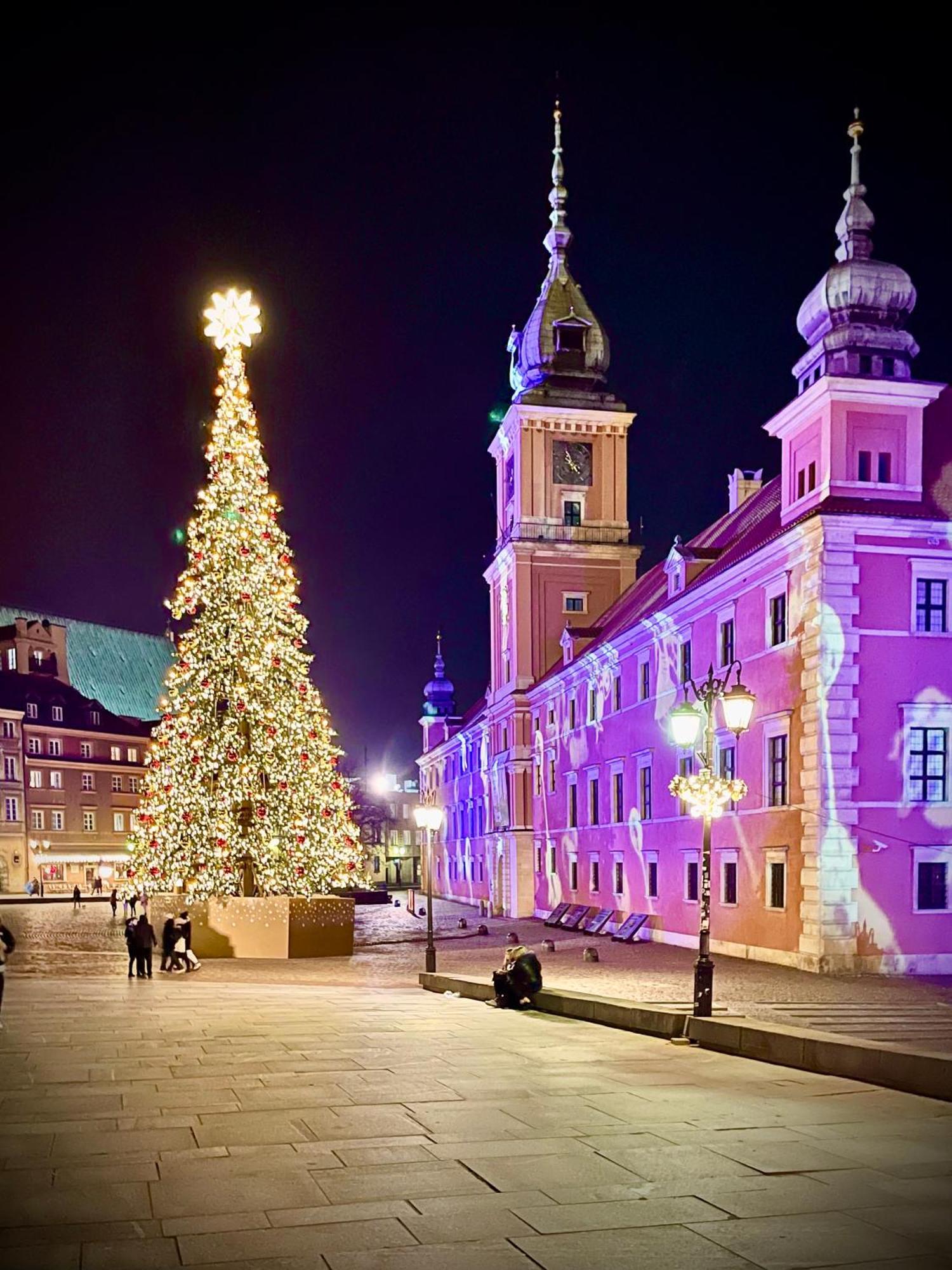 3 Metro Wifi 65'tv Netflix Hbo Appletv Amazontv Warsaw